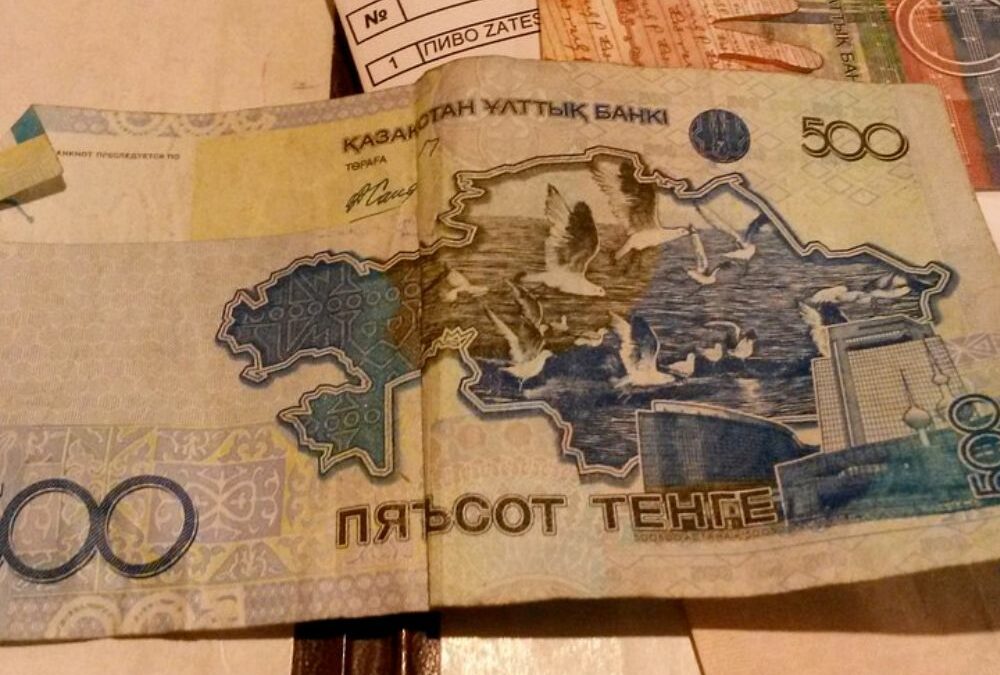 Le Kazakhstan et le Tadjikistan renforcent leurs liens économiques