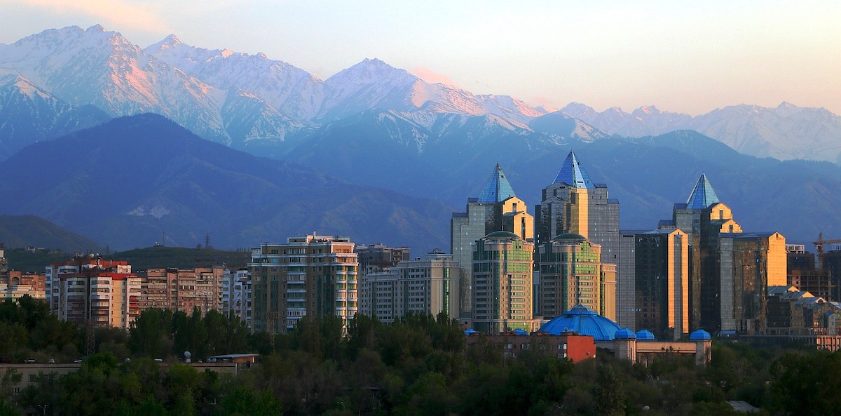 Kazakhstan, Almaty, aéroport, terminal, développement,