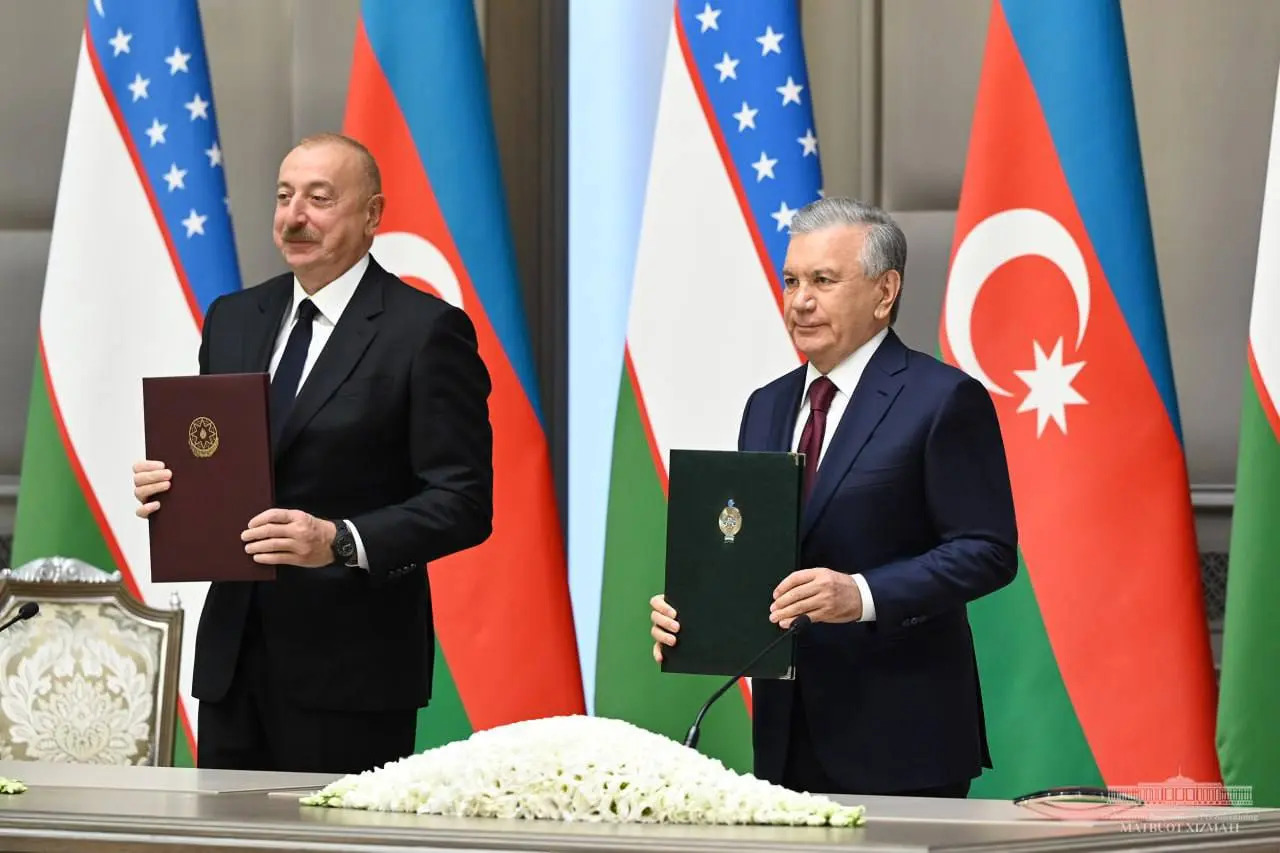 présidents de l'Azerbaïdjan et de l'Ouzbékistan © Правительственный портал Республики Узбекистан