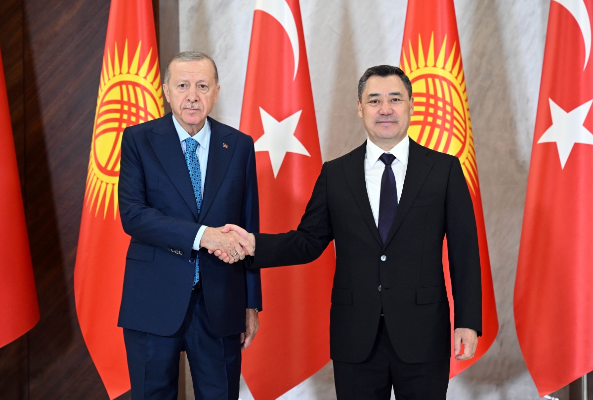 Recep Tayyip Erdogan et Sadyr Japarov dette