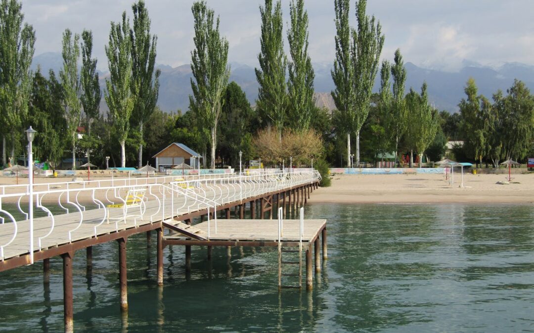 Kirghizstan : deux nouveaux bateaux pour dynamiser le tourisme sur l’Issyk-Kul