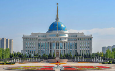 Kazakhstan : la première étude complète sur la diplomatie de Tokaïev publiée à Astana