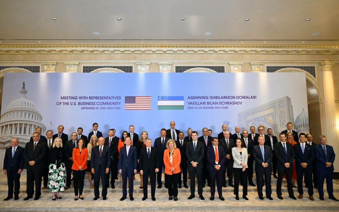 Ouzbékistan : aux États-Unis, Shavkat Mirziyoyev signe pour 10 milliards de dollars d’accords commerciaux