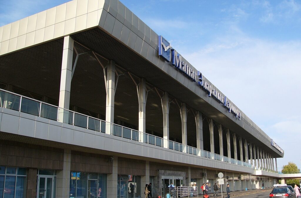 Kirghizstan : des défenseurs des droits humains refoulés à l’aéroport