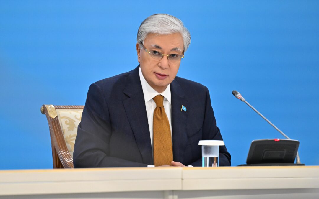 Le Kazakhstan face au piège du revenu intermédiaire : Tokaïev mise sur l&rsquo;intelligence artificielle