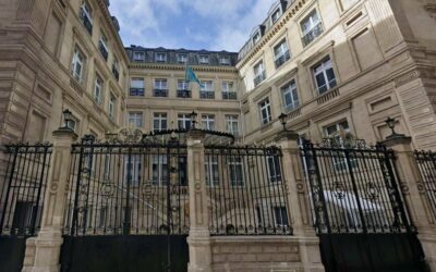 Ambassade du Kazakhstan à Paris, services consulaires
