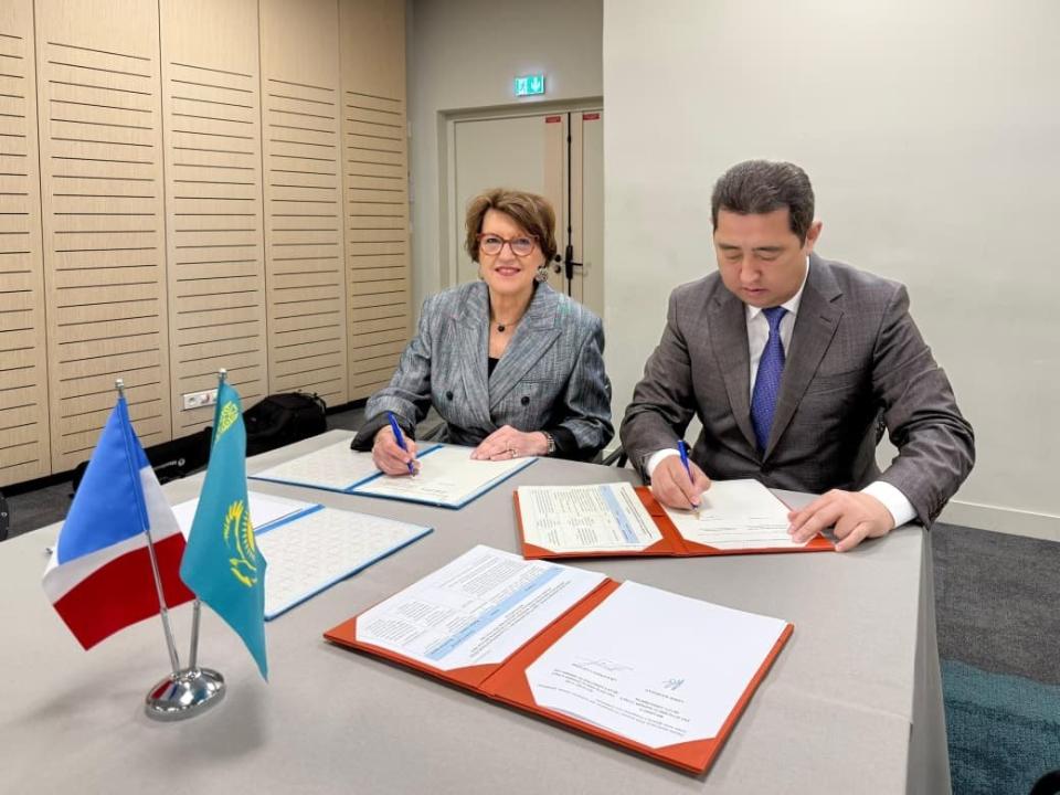 La France et le Kazakhstan ont signé une Feuille de route agricole : un partenariat stratégique à 100 millions d'euros