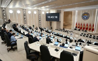 Crise énergétique : au Kirghizstan, les vestons des fonctionnaires deviennent un luxe