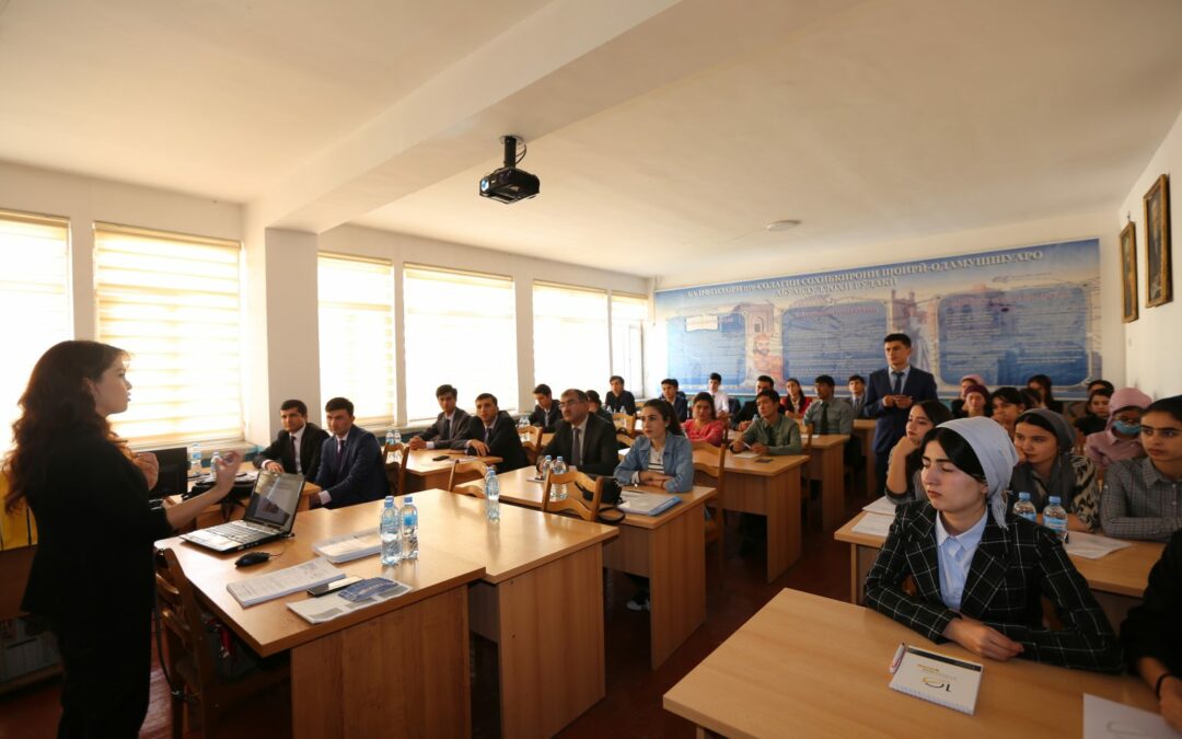 Voiture interdite aux étudiants : au Tadjikistan, sept contrevenants sanctionnés
