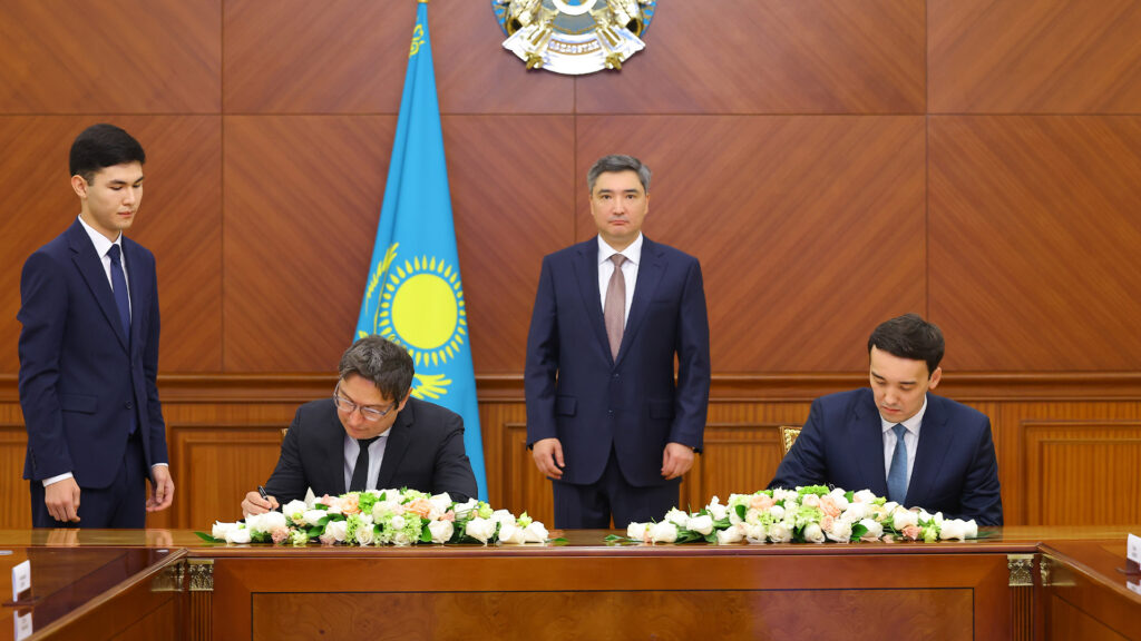 « Vallée des data centers » : NVIDIA et Firebird bâtissent un cluster de 100.000 GPU au Kazakhstan