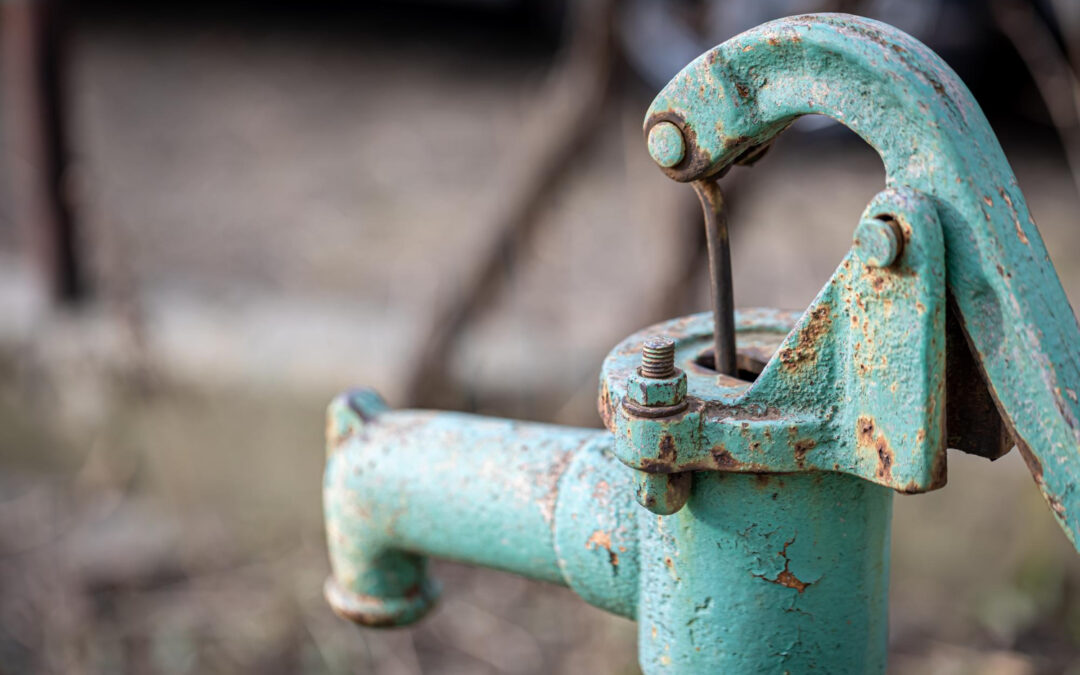 Turkmenbachi privée d&rsquo;eau potable : le Turkménistan face à l&rsquo;effondrement de ses infrastructures