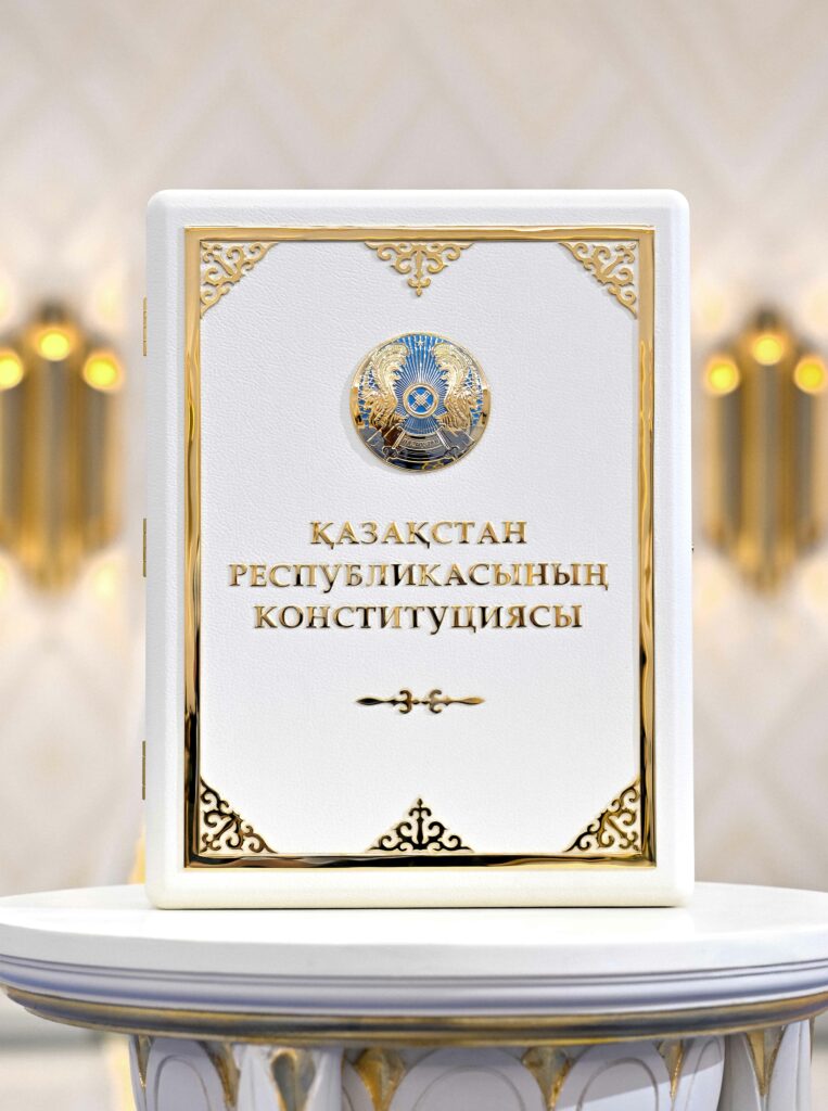 Le Kazakhstan vit désormais sous une nouvelle Constitution : qu'est-ce qui change ?