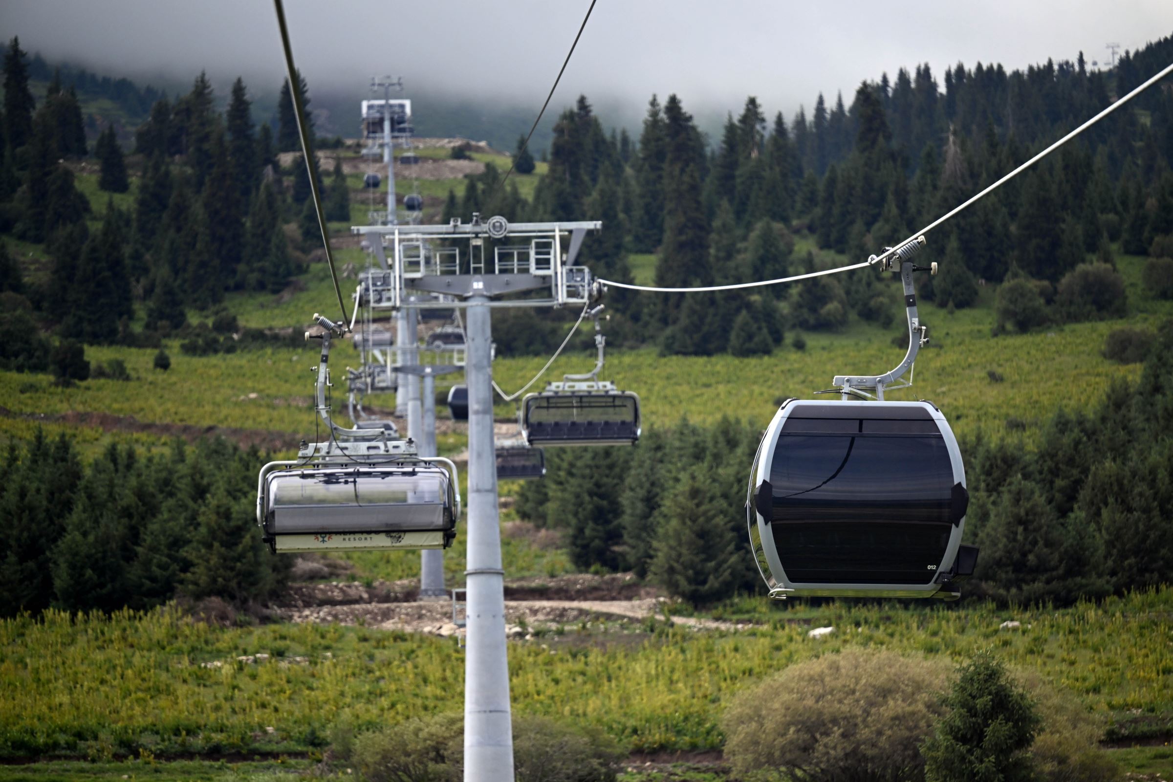 ala-too-telepheriques Avec ses téléphériques, Ala-Too Resort transforme les montagnes kirghizes et ambitionne d'attirer 4 millions de touristes