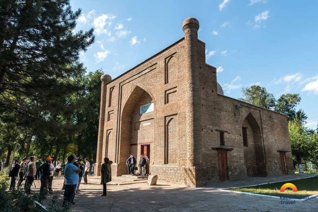 Guides touristiques : le Kazakhstan renforce les règles et ferme la profession aux étrangers