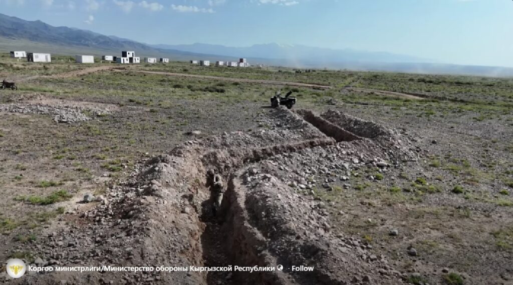 Manœuvres militaires Kirghizstan-Russie : drones et combats en montagne