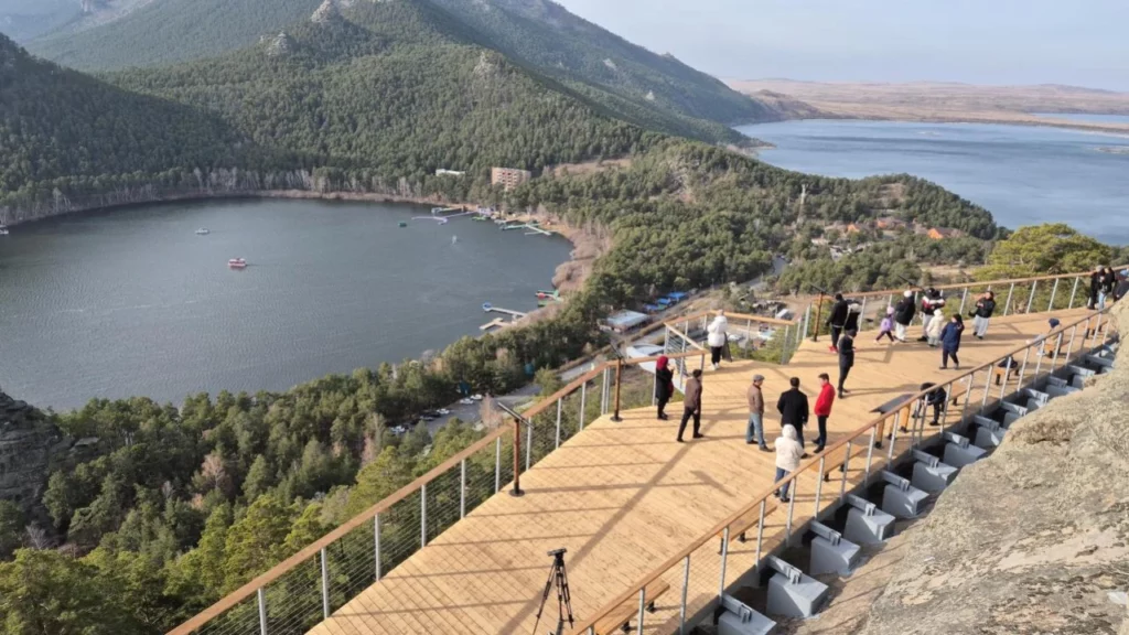 Le Parc national de Bourabaï renforce la surveillance face au mauvais comportement des touristes