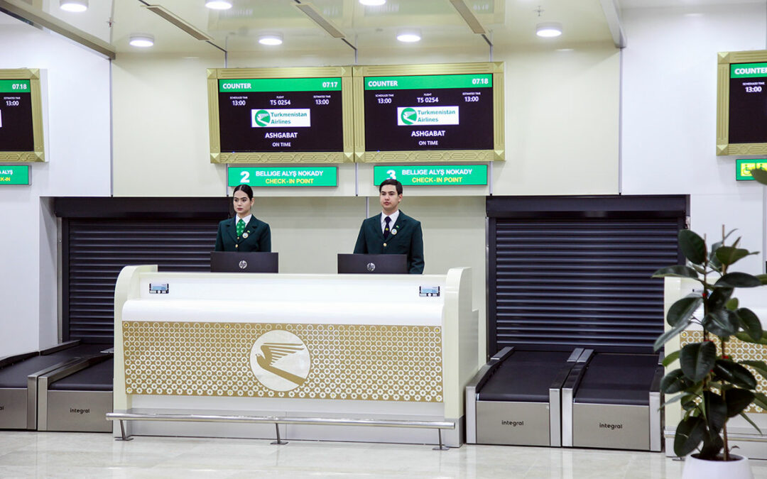 Turkménistan : des étudiants empêchés de quitter le pays avant la rentrée