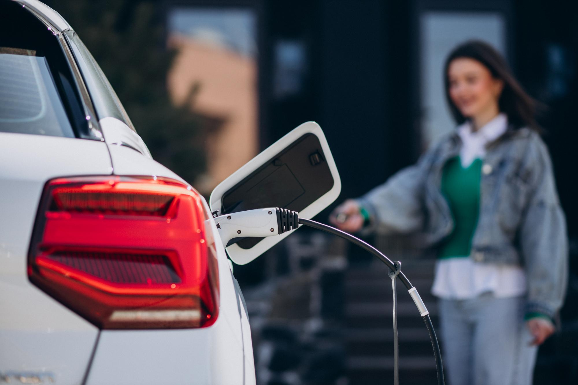 Véhicules électriques : le Kazakhstan ambitionne d'étendre son réseau de stations de recharge