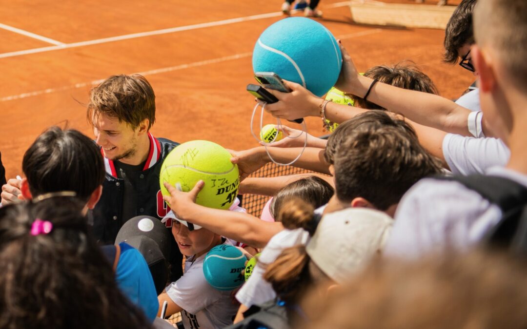 Alexandre Bublik : un exploit face à Karen Khachanov avant un abandon dû à une blessure