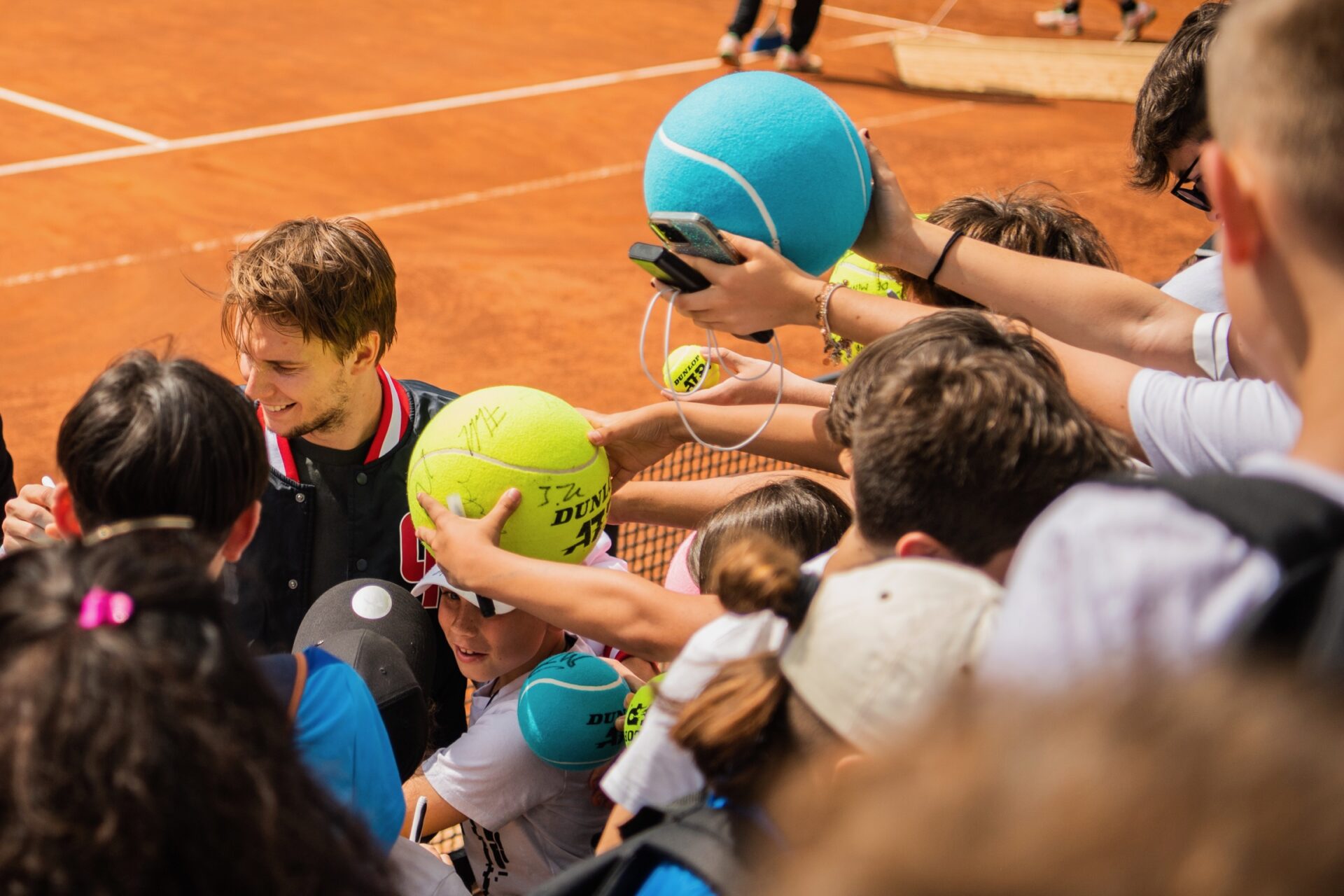alexandre-bublik Alexandre Bublik : un exploit face à Karen Khachanov avant un abandon dû à une blessure
