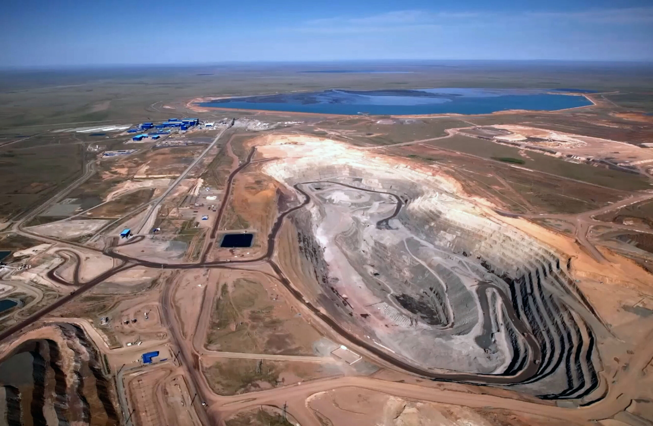 KAZ Minerals : Kassym-Jomart Tokaïev lance une usine de cuivre à Aktogaï