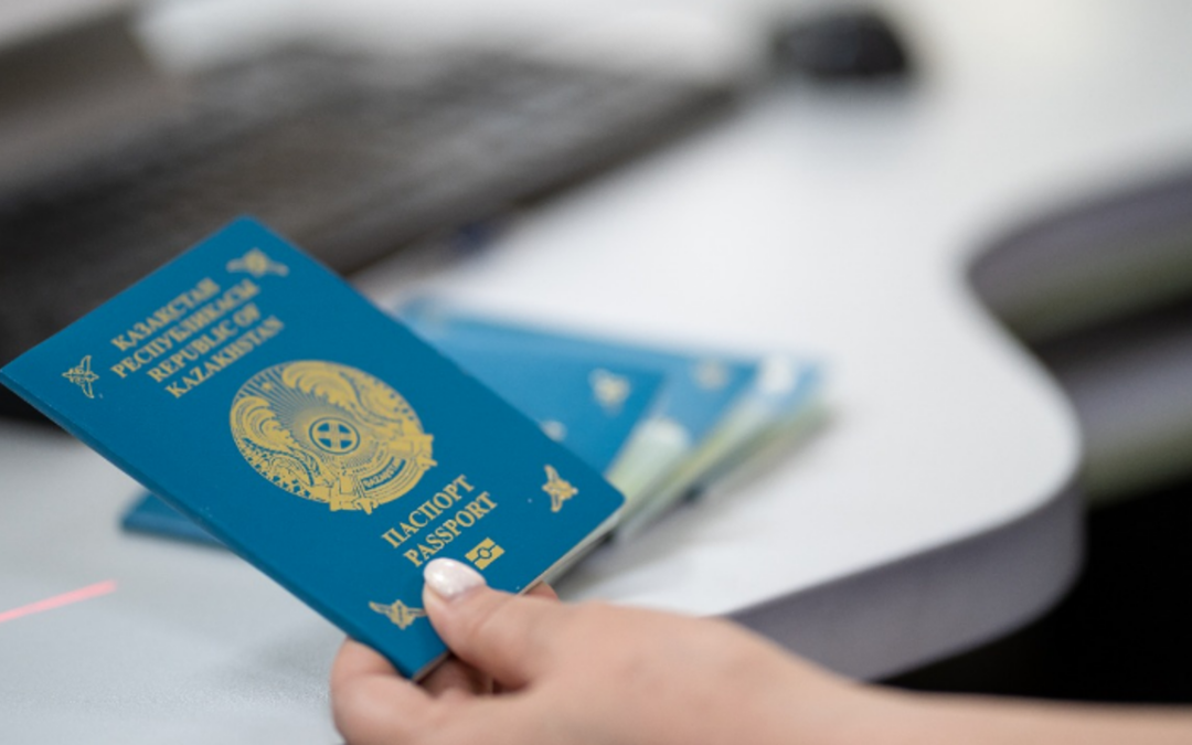 Henley Passport Index : le Kazakhstan possède le passeport le plus puissant d’Asie centrale